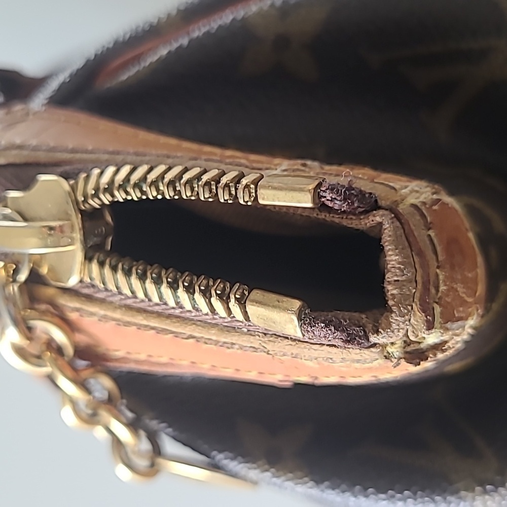 Louis Vuitton Brown Monogram Shoulder Bag - Picture 10 of 16